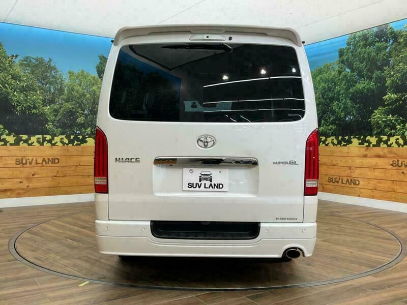 HIACE VAN