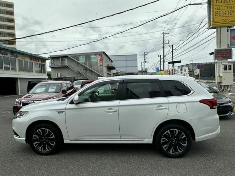 OUTLANDER PHEV