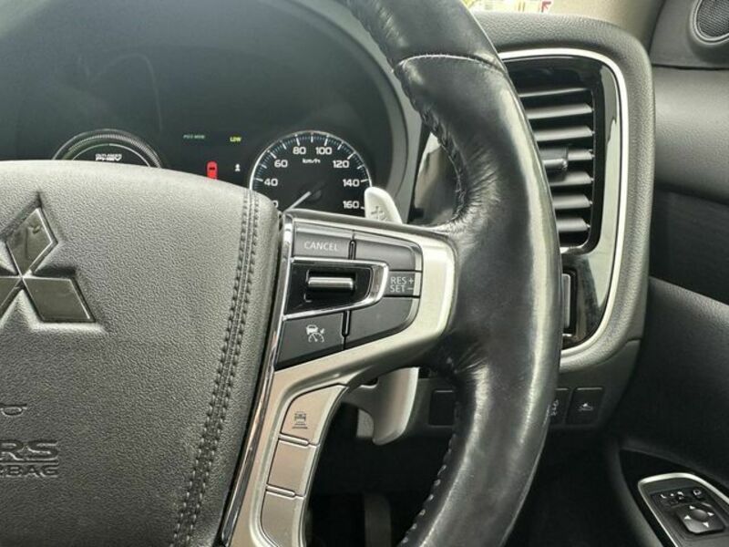 OUTLANDER PHEV