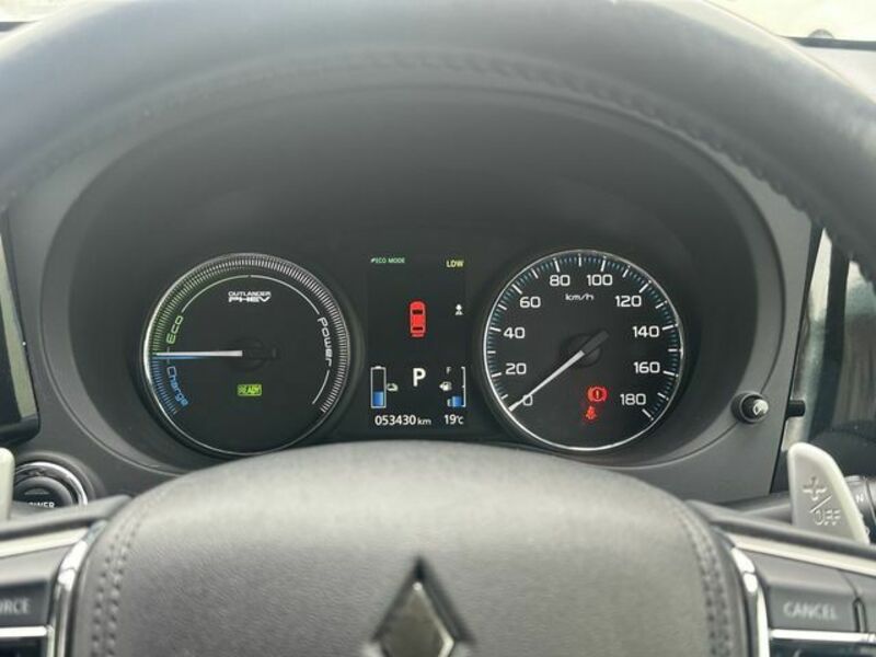 OUTLANDER PHEV