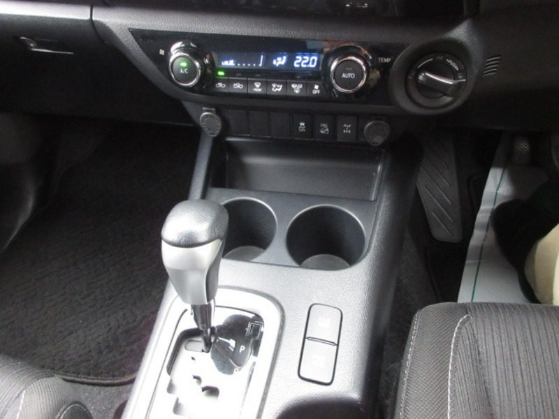 HILUX