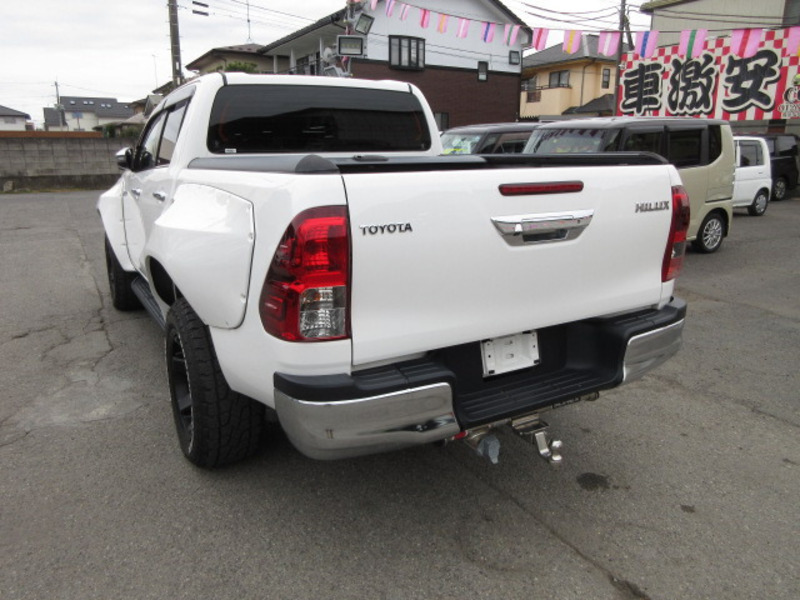 HILUX