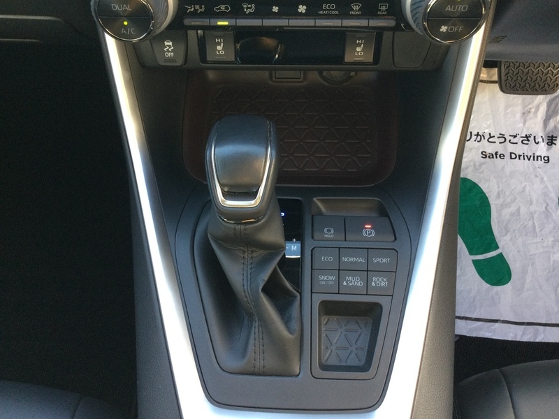 RAV4