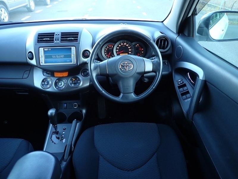 RAV4