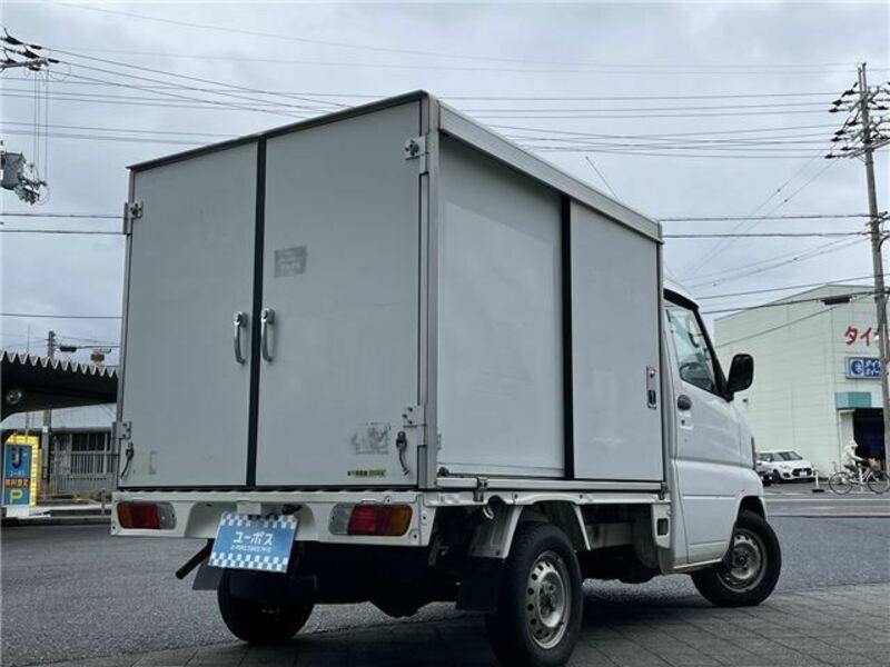 MINICAB TRUCK