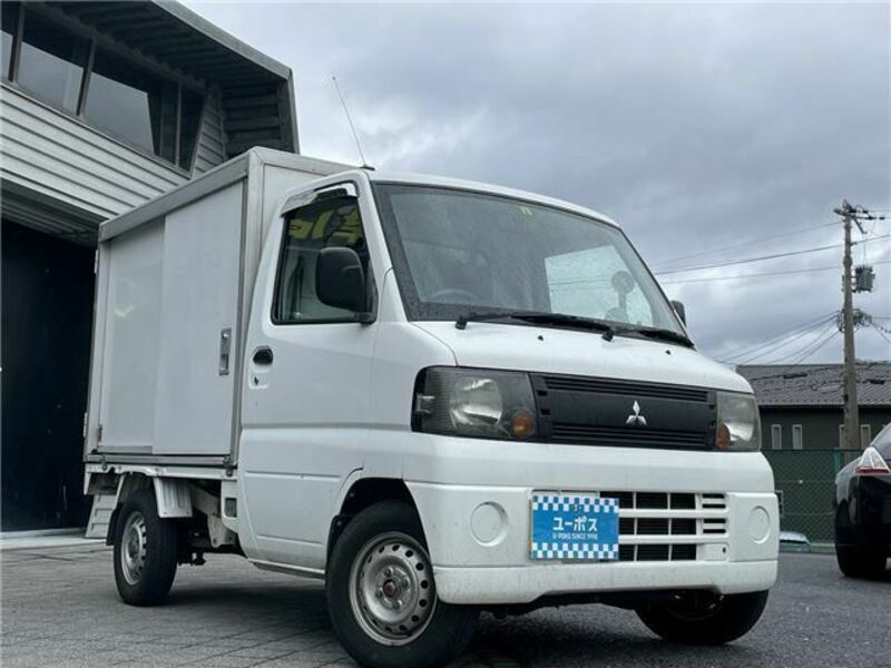 MINICAB TRUCK
