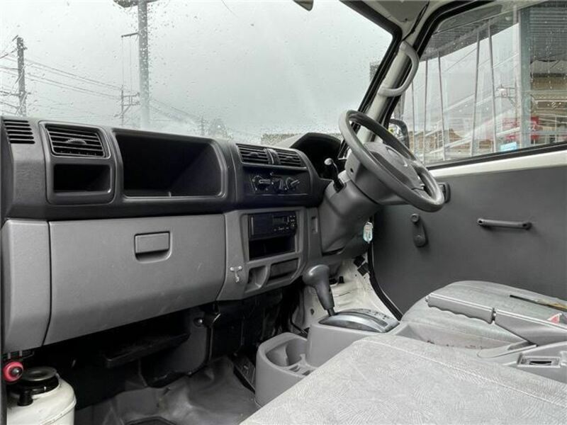 MINICAB TRUCK