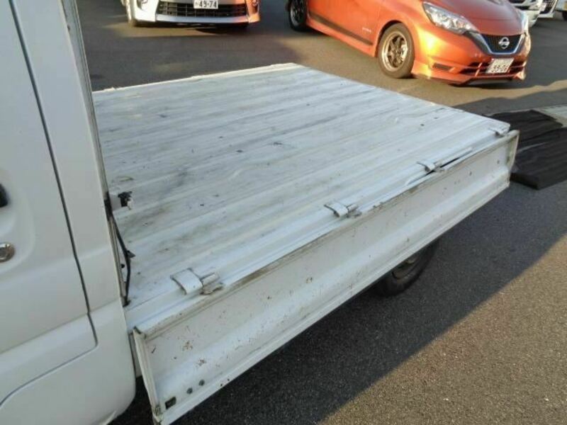 CARRY TRUCK