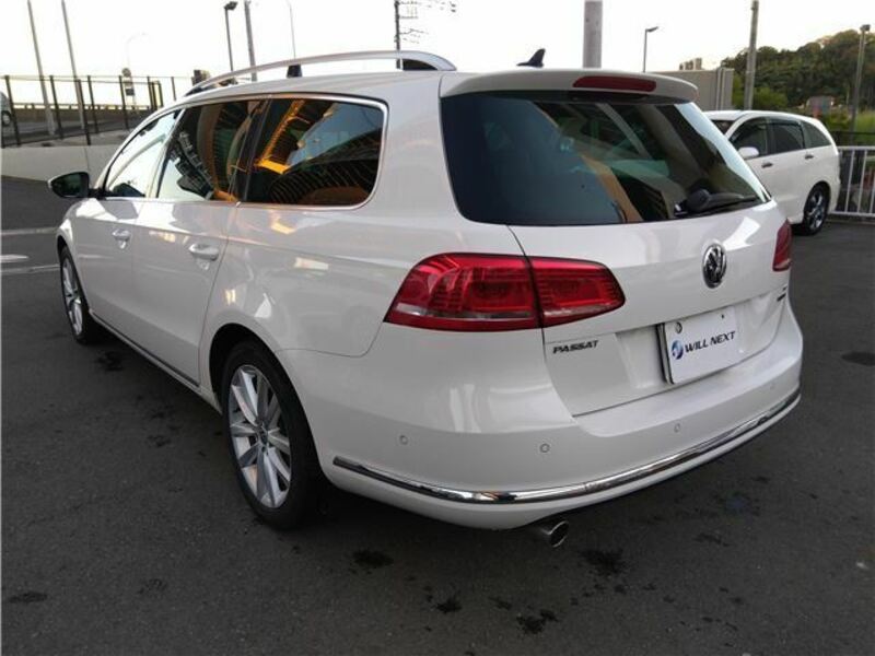 PASSAT VARIANT