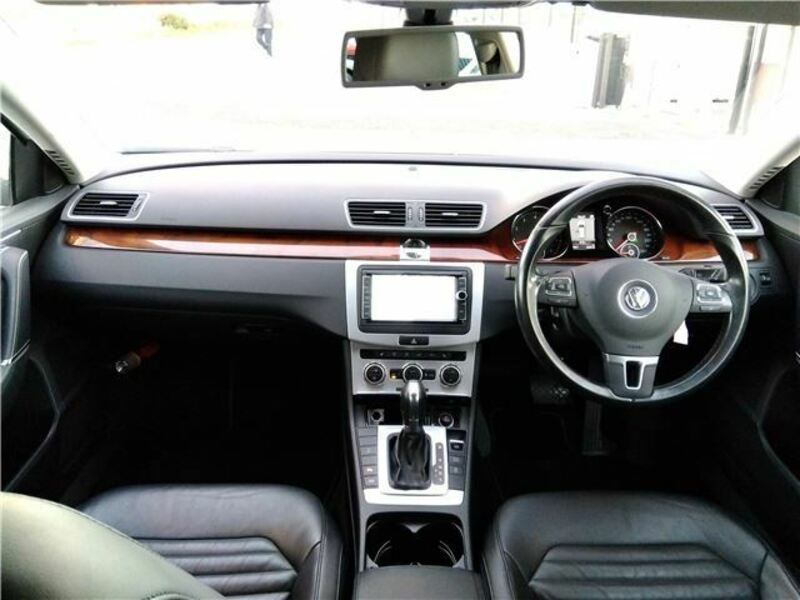 PASSAT VARIANT