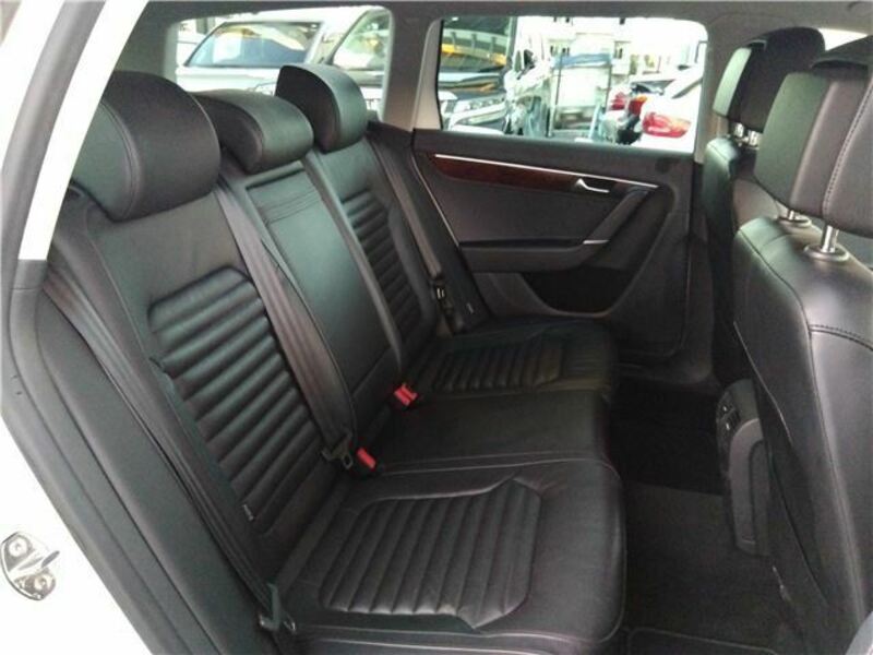 PASSAT VARIANT