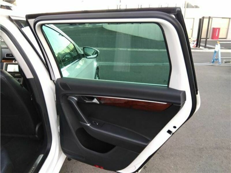 PASSAT VARIANT