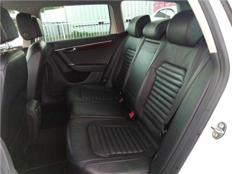 PASSAT VARIANT