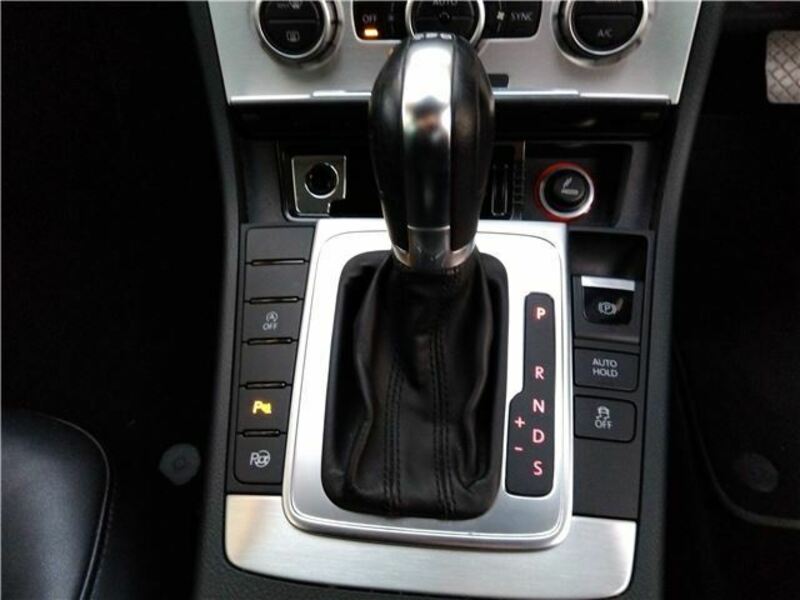 PASSAT VARIANT