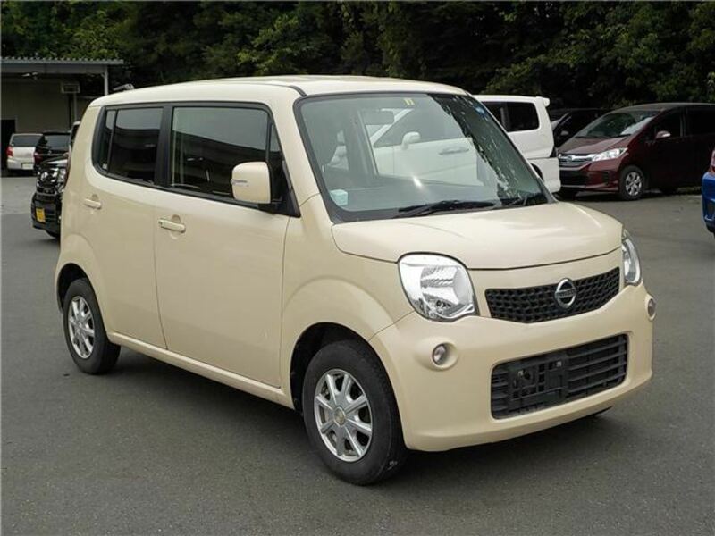 NISSAN　MOCO