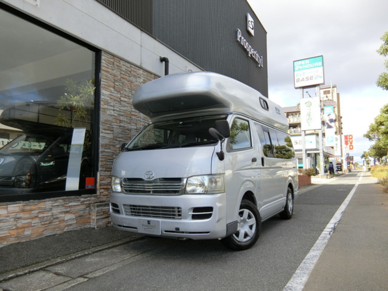 HIACE VAN-1