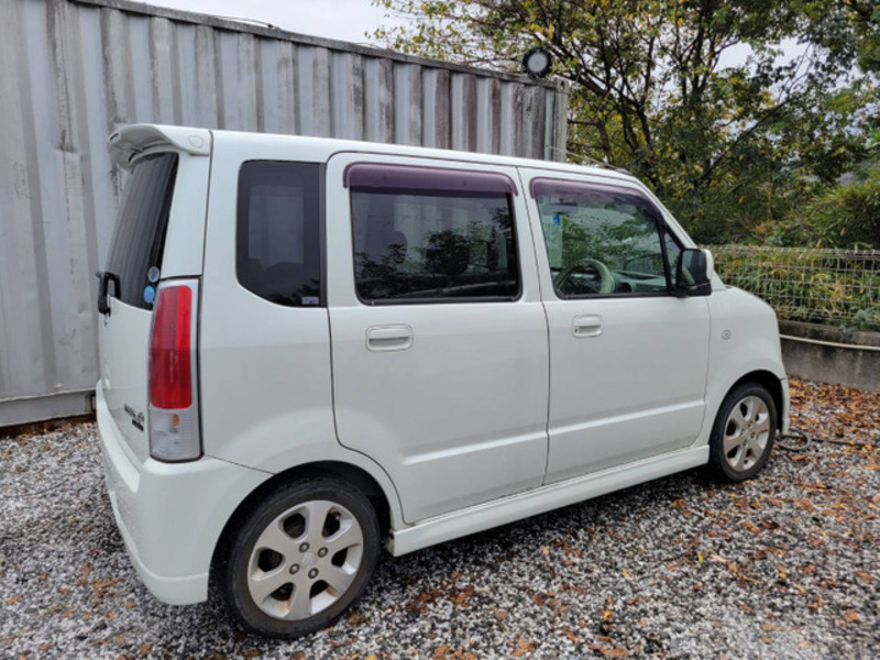 WAGON R