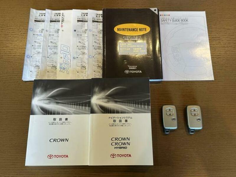 CROWN