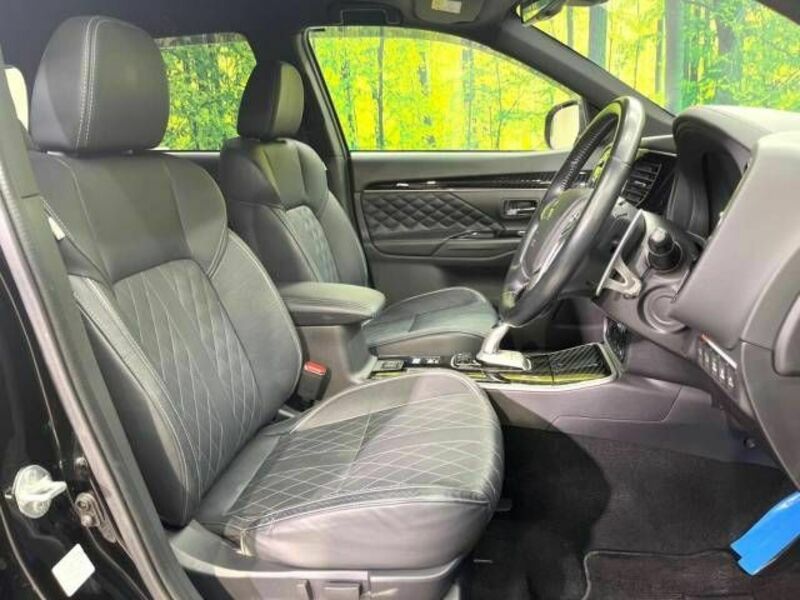 OUTLANDER PHEV
