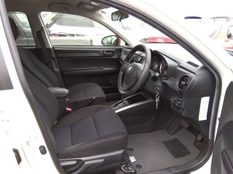 COROLLA FIELDER