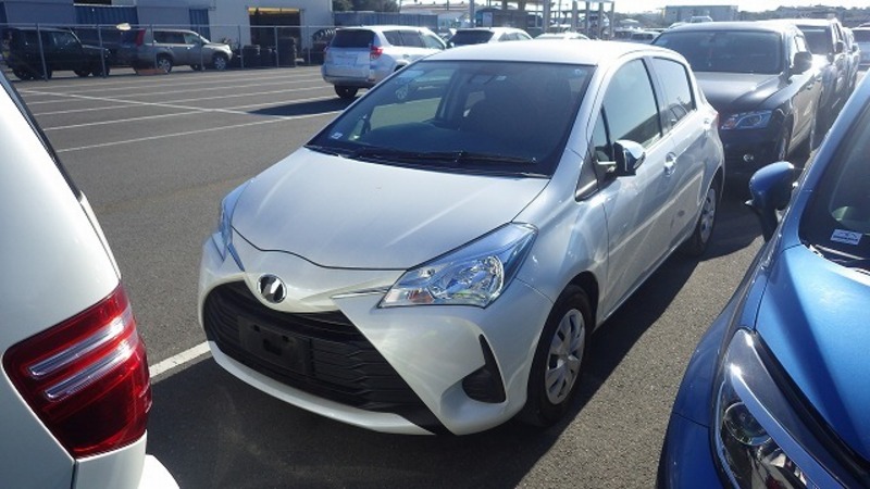 TOYOTA VITZ