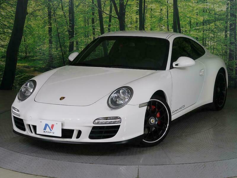 911