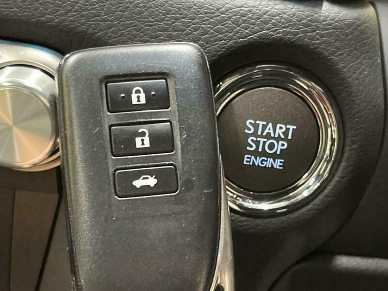 GS F