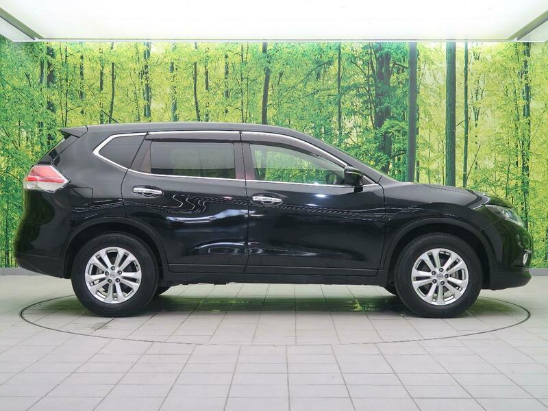 X-TRAIL