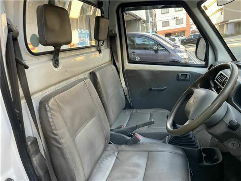 MINICAB TRUCK