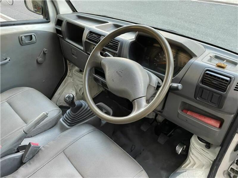 MINICAB TRUCK