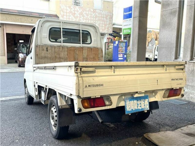 MINICAB TRUCK