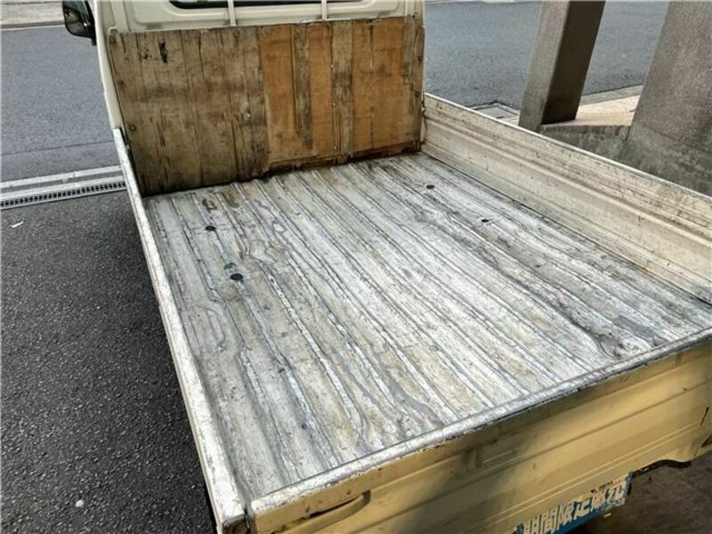 MINICAB TRUCK