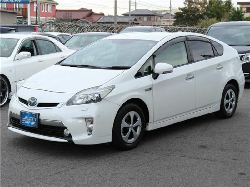 PRIUS PHV