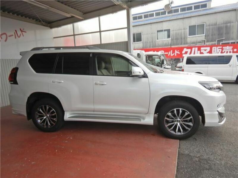 LAND CRUISER PRADO