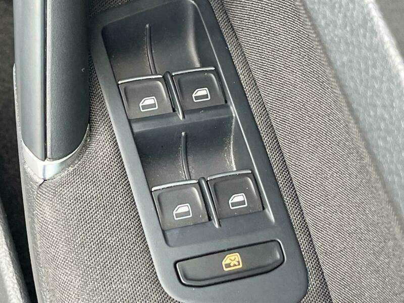 GOLF VARIANT