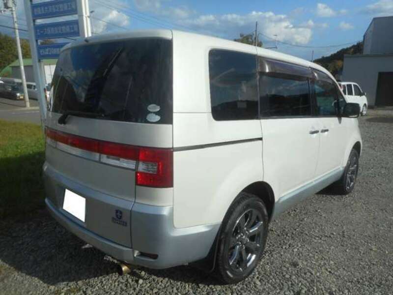 DELICA D5