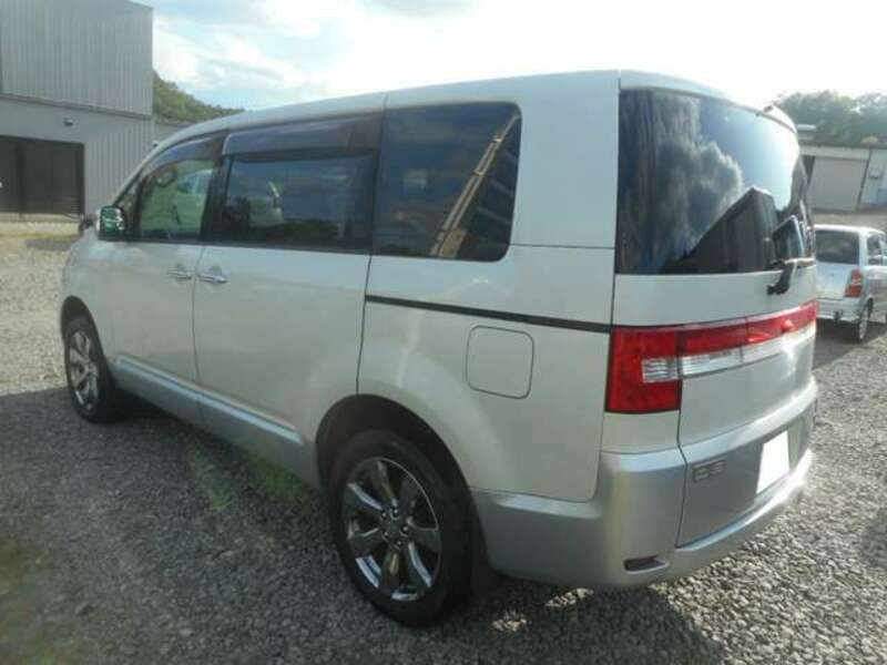DELICA D5