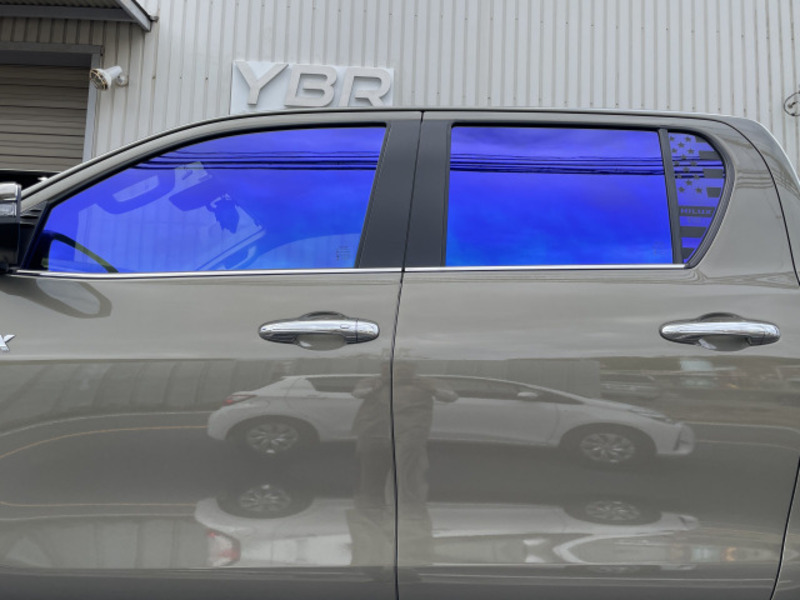 HILUX
