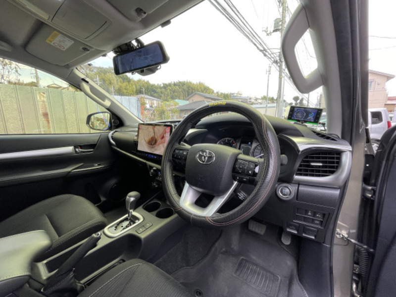 HILUX