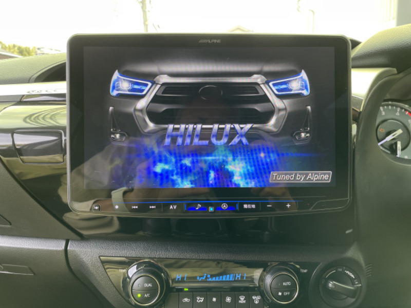 HILUX