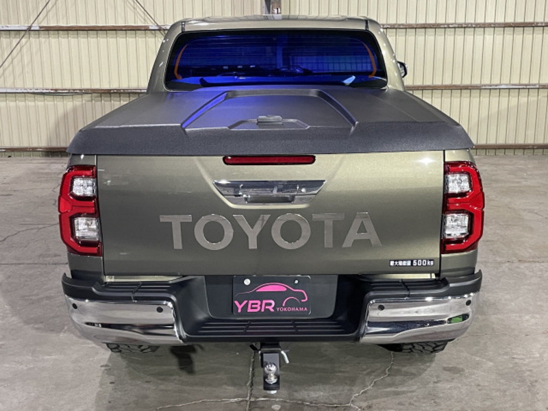 HILUX