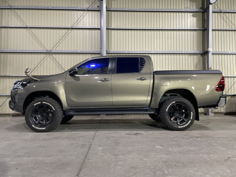 HILUX