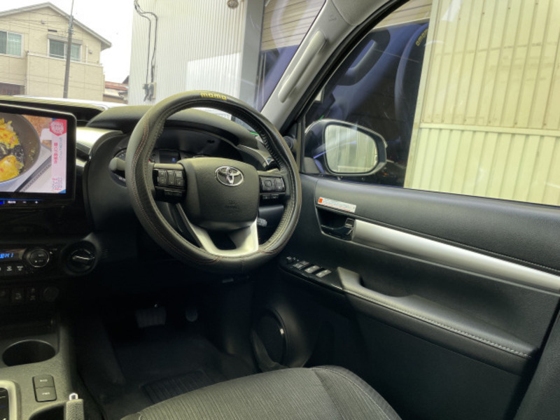 HILUX