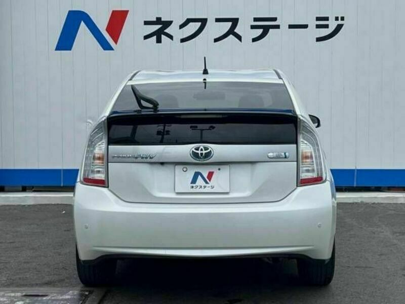 PRIUS PHV