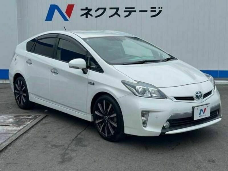 PRIUS PHV