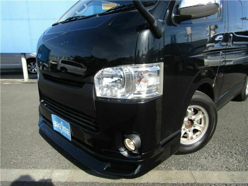 HIACE VAN-40