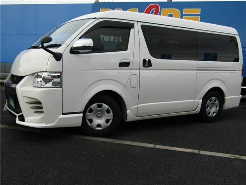 HIACE VAN-1