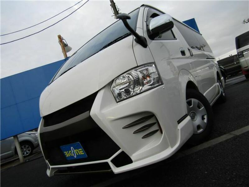 HIACE VAN-8