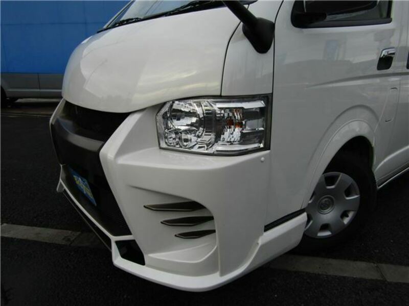 HIACE VAN-9