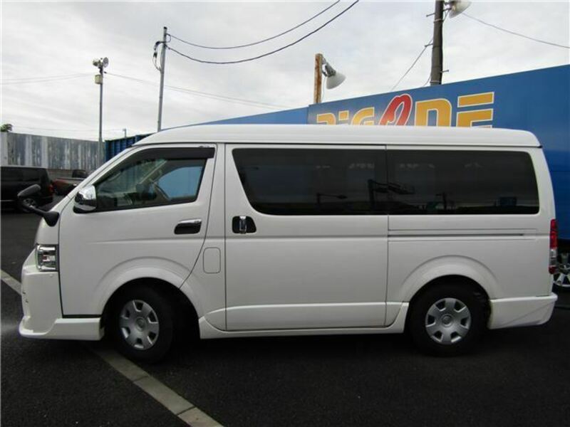 HIACE VAN-16